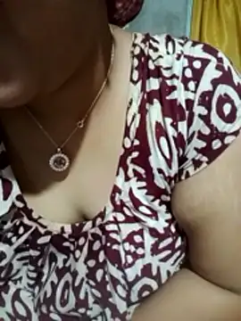 Snapshot of Super-Couple chatting on 05-10-26, 07:12 Super-Couple online show from 05-10-26, 07:12