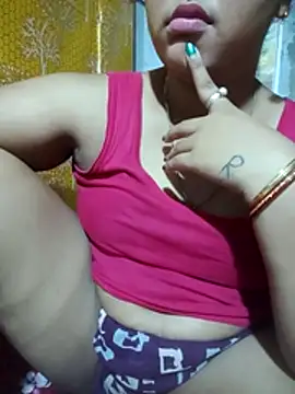 Snapshot of Super-Couple chatting on 04-29-26, 03:00 Super-Couple online show from 04-29-26, 03:00