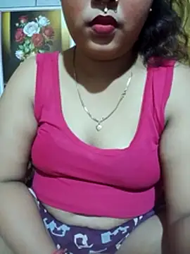 Snapshot of Super-Couple chatting on 04-30-26, 02:46 Super-Couple online show from 04-30-26, 02:46