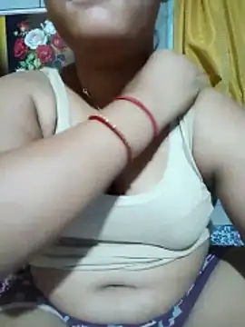 Snapshot of Super-Couple chatting on 05-09-26, 02:53 Super-Couple online show from 05-09-26, 02:53