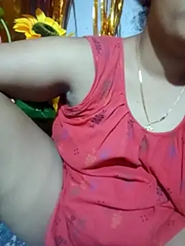 Snapshot of Super-Couple chatting on 05-17-26, 04:51 Super-Couple online show from 05-17-26, 04:51