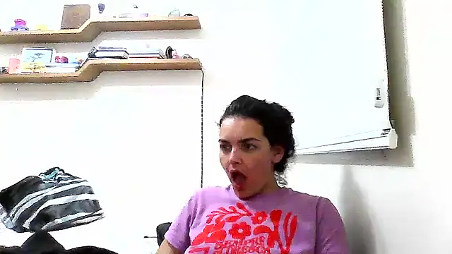 escritorasafada online show from 09-22-25, 01:22