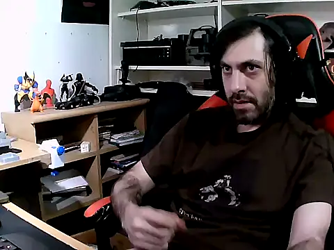 Snapshot of johnwood88 chatting on 11-13-25, 05:33 johnwood88 online show from 11-13-25, 05:33