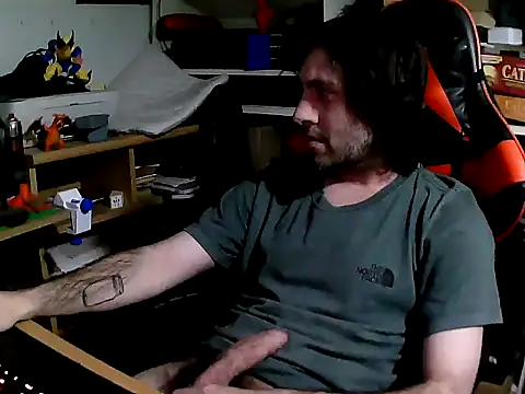 Snapshot of johnwood88 chatting on 11-01-25, 04:41 johnwood88 online show from 11-01-25, 04:41