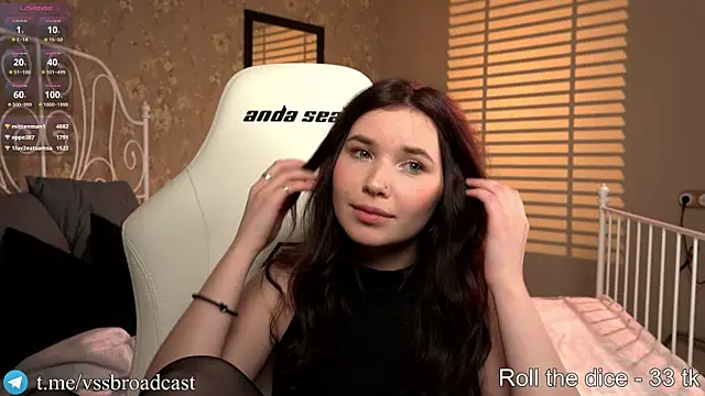 Hidden boobs online show from 12-20-24, 04:25
