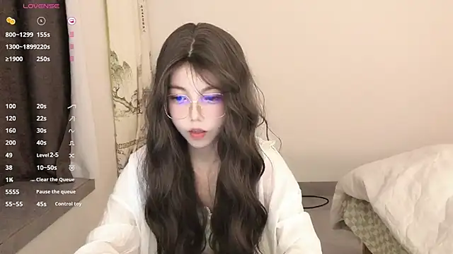 Yuki 111 online show from 12-06-24, 08:10