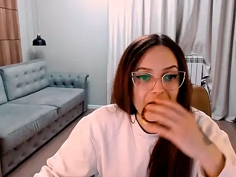 Amazingeyes88 online show from 01-16-25, 12:42
