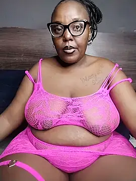 Snapshot of CHERRYYUMMY chatting on 04-26-26, 11:40 CHERRYYUMMY online show from 04-26-26, 11:40