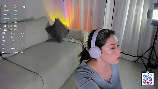 Mellovely online show from 10-19-25, 02:42