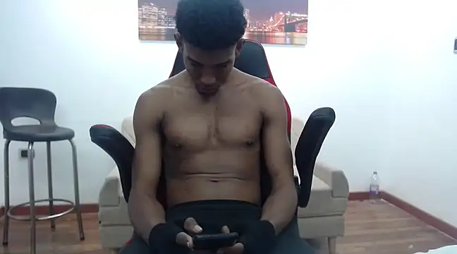 Snapshot of dominic_hot69 chatting on 12-23-24, 09:16 dominic hot69 online show from 12-23-24, 09:16