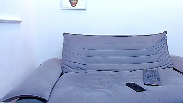 Snapshot of dominic_hot69 chatting on 01-06-25, 10:46 dominic hot69 online show from 01-06-25, 10:46