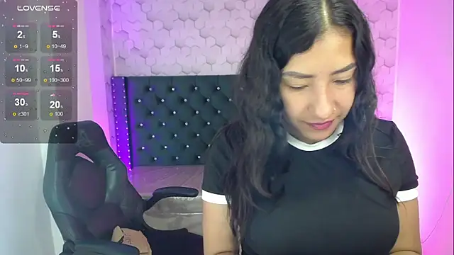 Sofi hot 4m online show from 11-10-25, 01:05