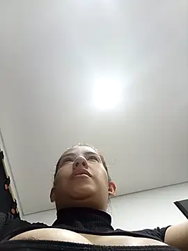 Sofi hot 4m online show from 04-17-26, 06:22