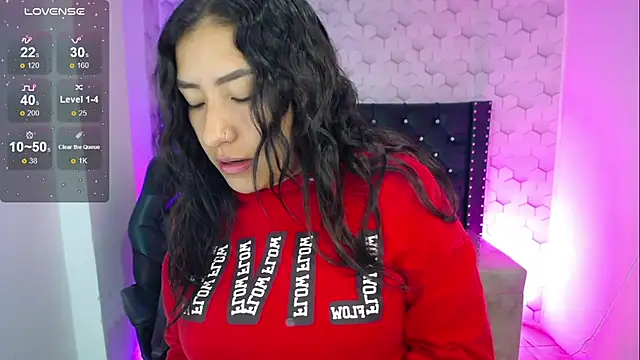 Sofi hot 4m online show from 11-11-25, 12:33