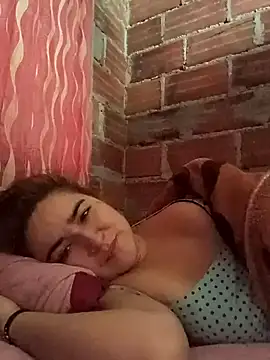 alexax0 online show from 02-11-25, 12:04