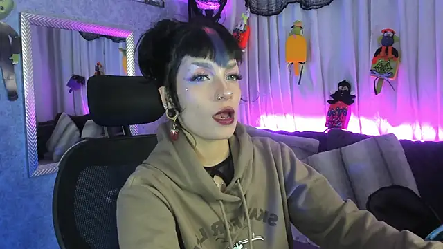  mamush online show from 10-28-25, 02:27