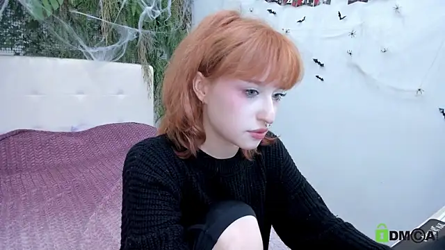 ElizaNik  online show from 10-25-25, 10:21