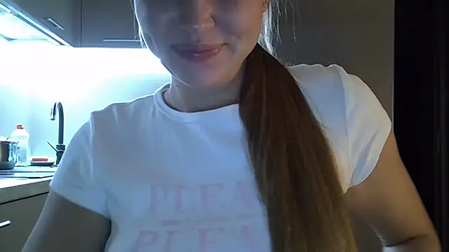 Lucky Anna online show from 10-25-25, 06:30