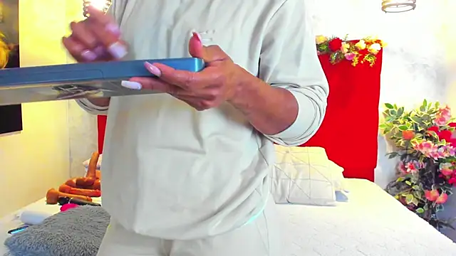 SilvannaFit online show from 06-07-26, 09:14