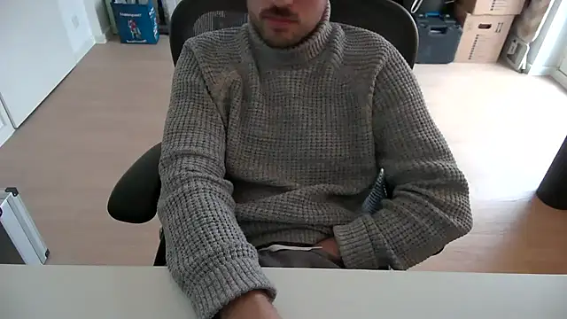 taallguyy 196 online show from 12-02-25, 01:02