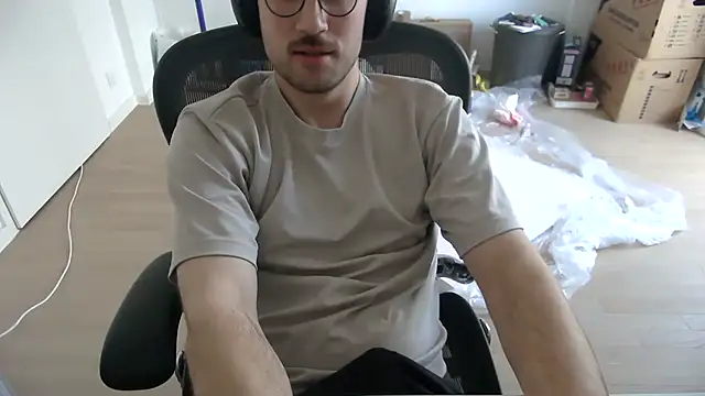 taallguyy 196 online show from 03-10-26, 06:50