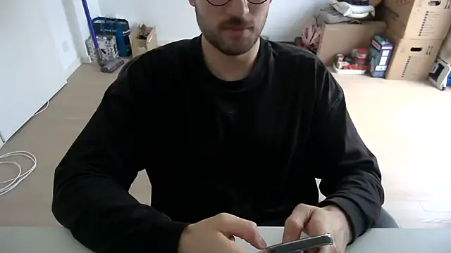 taallguyy 196 online show from 02-12-26, 03:01