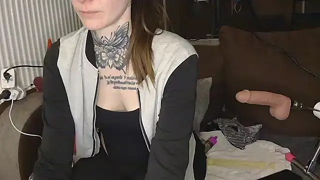 liloucamchaudee online show from 03-15-26, 07:32