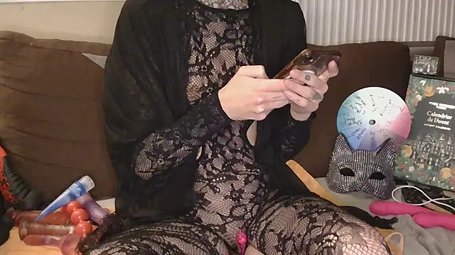 liloucamchaudee online show from 12-01-25, 08:21