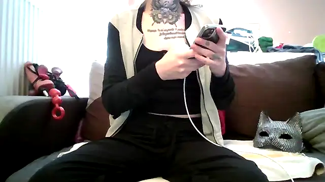 liloucamchaudee online show from 03-16-26, 08:18