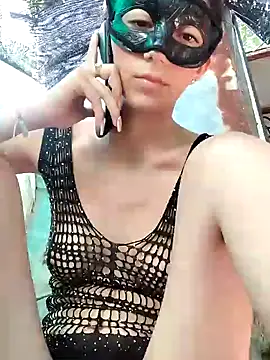 Estrella-Wicked online show from 01-10-25, 07:43