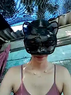 Estrella-Wicked online show from 12-18-24, 07:08