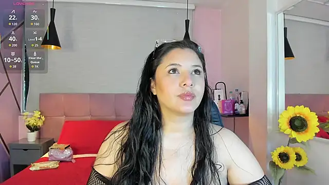 Snapshot of frreeya chatting on 02-12-26, 02:50 frreeya online show from 02-12-26, 02:50