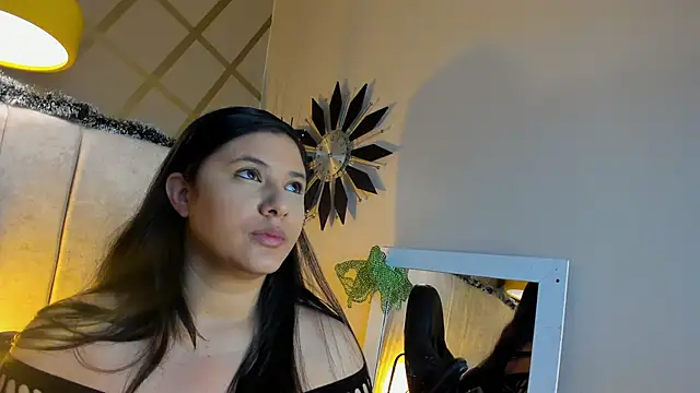 frreeya online show from 12-19-25, 11:56