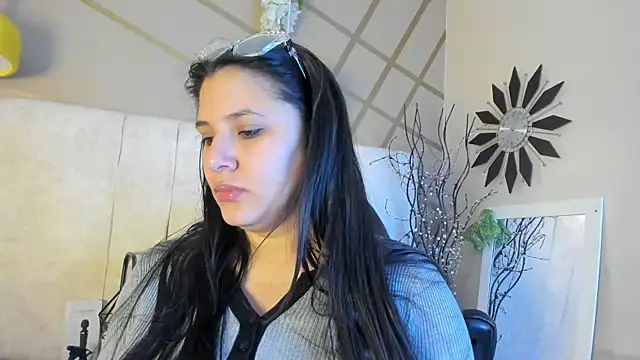 Snapshot of frreeya chatting on 02-14-26, 01:00 frreeya online show from 02-14-26, 01:00