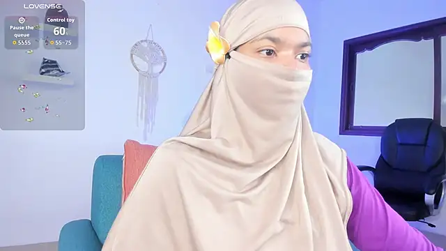 saray halam online show from 11-17-25, 01:04