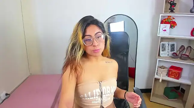 Freya Miller  online show from 02-26-25, 03:46