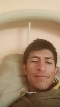 Snapshot of carloshot31 chatting on 05-11-26, 06:05 carloshot31 online show from 05-11-26, 06:05