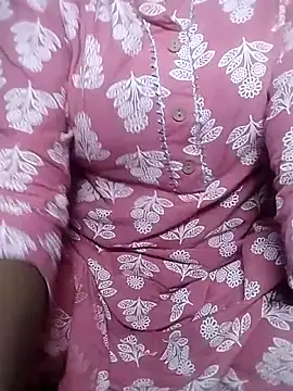 Snapshot of Shivani_Tivari chatting on 11-20-25, 05:02 Shivani Tivari online show from 11-20-25, 05:02