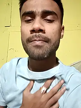 Snapshot of Skinny_Bigass_23 chatting on 02-19-25, 07:05 Skinny Bigass 23 online show from 02-19-25, 07:05