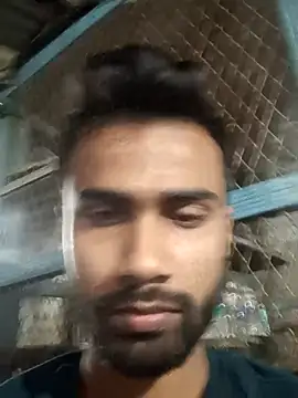 Snapshot of Skinny_Bigass_23 chatting on 10-31-25, 01:08 Skinny Bigass 23 online show from 10-31-25, 01:08