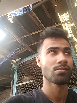 Snapshot of Skinny_Bigass_23 chatting on 11-30-25, 07:42 Skinny Bigass 23 online show from 11-30-25, 07:42