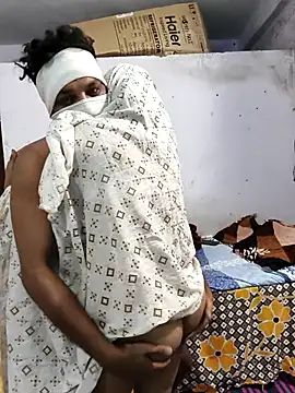 hot wife 35 online show from 11-19-25, 02:33