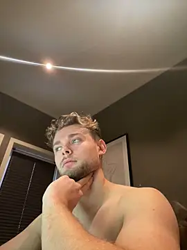 Sexyyoungtoyboy online show from 12-04-24, 11:02