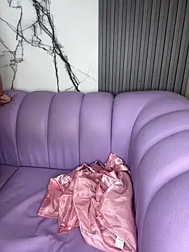 Aaliyah Salma online show from 04-14-26, 07:30