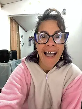 Snapshot of Goddess-Love- chatting on 04-29-26, 11:25 Goddess-Love- online show from 04-29-26, 11:25