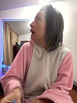 Snapshot of Goddess-Love- chatting on 06-20-26, 09:14 Goddess-Love- online show from 06-20-26, 09:14