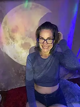 Snapshot of Goddess-Love- chatting on 07-20-26, 10:39 Goddess-Love- online show from 07-20-26, 10:39