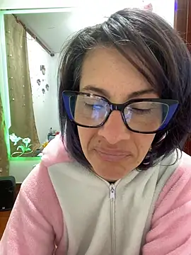 Snapshot of Goddess-Love- chatting on 04-26-26, 09:17 Goddess-Love- online show from 04-26-26, 09:17