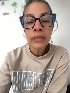 Snapshot of Goddess-Love- chatting on 04-20-26, 12:19 Goddess-Love- online show from 04-20-26, 12:19
