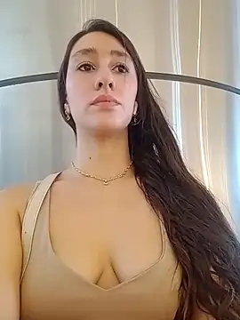 Snapshot of Catalinna_Thompson chatting on 03-05-25, 06:01 Catalinna Thompson online show from 03-05-25, 06:01